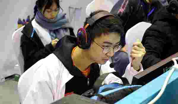 接着是门将 接着是门将